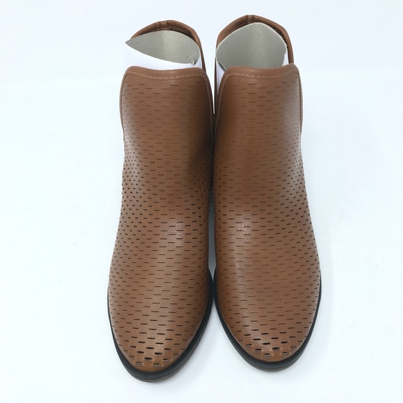 American Eagle Perforated Booties SZ 7, 8 Brown - Picture 2 of 5